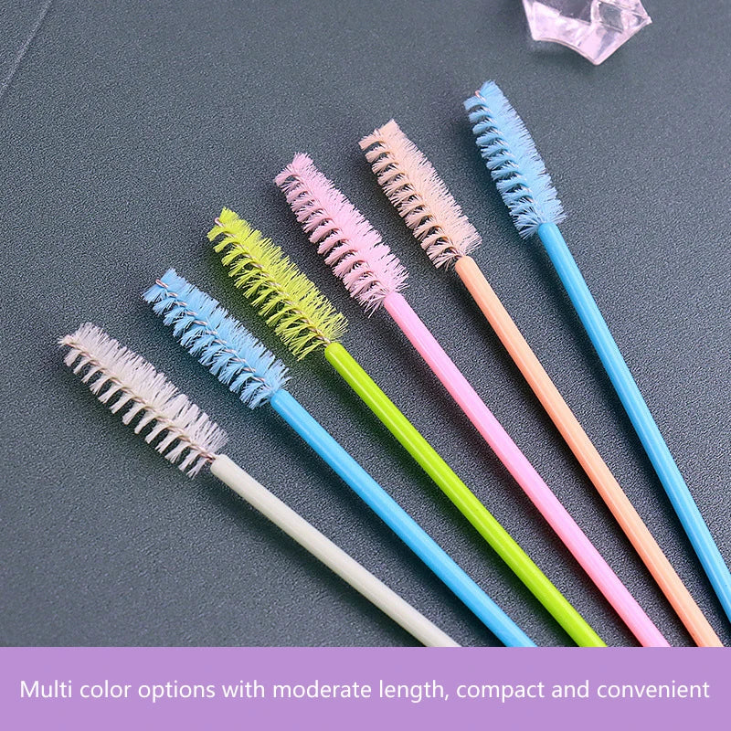 Disposable Eyelash Brushes — 50 Pack Spoolie Wands